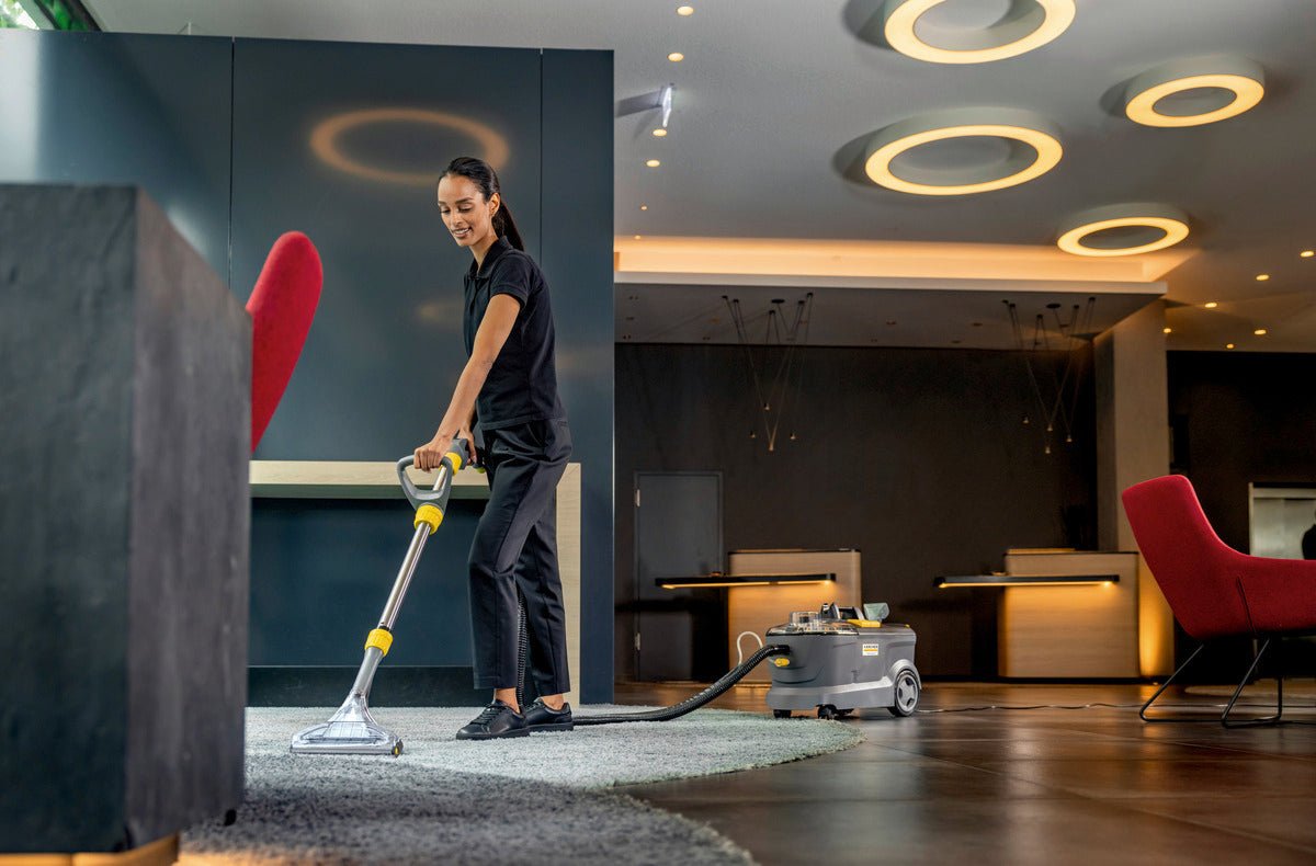 Karcher Puzzi 10/1 Commercial Spray Extractor