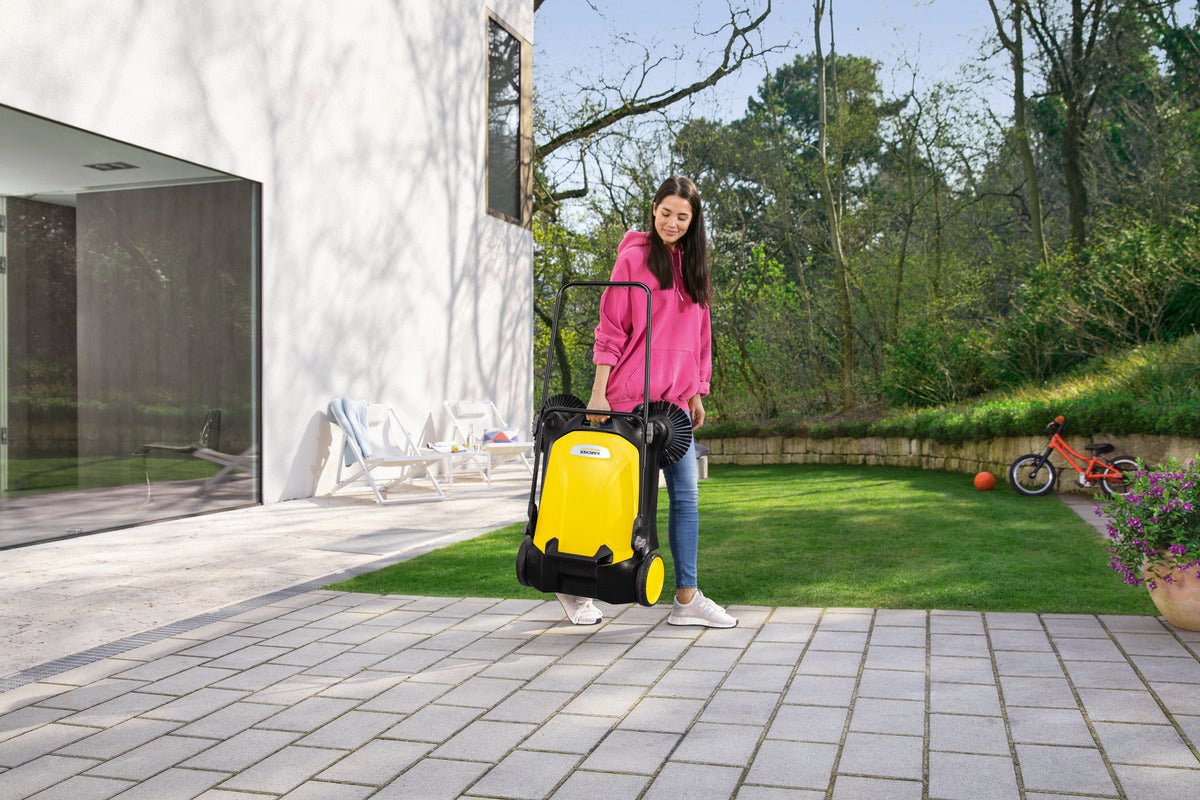 Karcher S4 Twin Commercial Vacuum Push - Sweeper