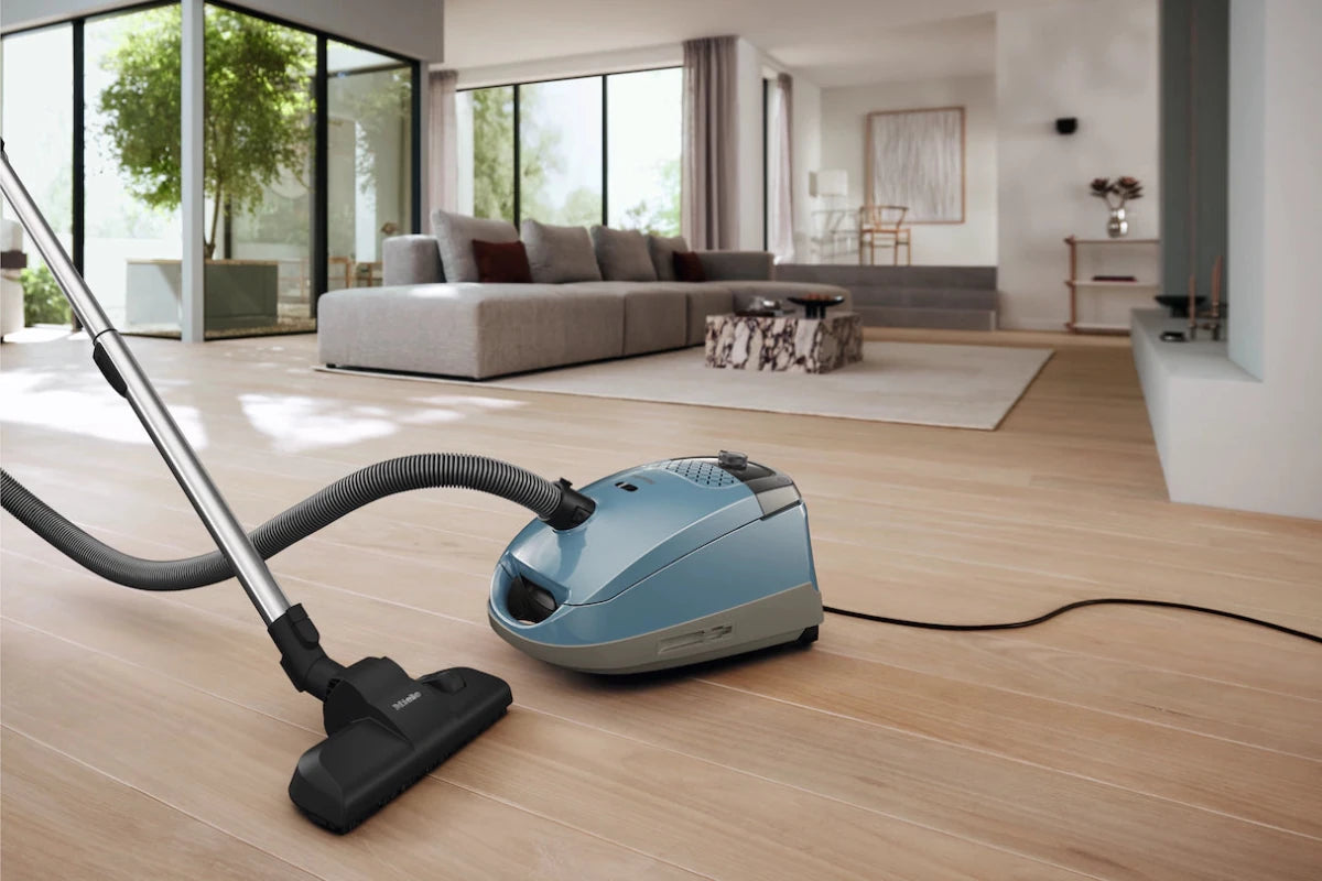 Miele Guard S1 HEPA Bagged Canister Vacuum Cleaner