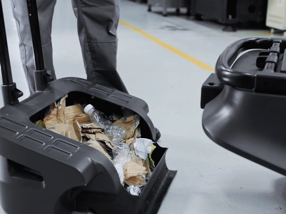 PUDU MT1 AI-Powered Robotic Sweeper