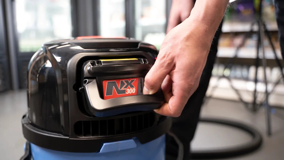 Nacecare WVB370NX Battery Wet & Dry Commercial Canister Vacuum Cleaner