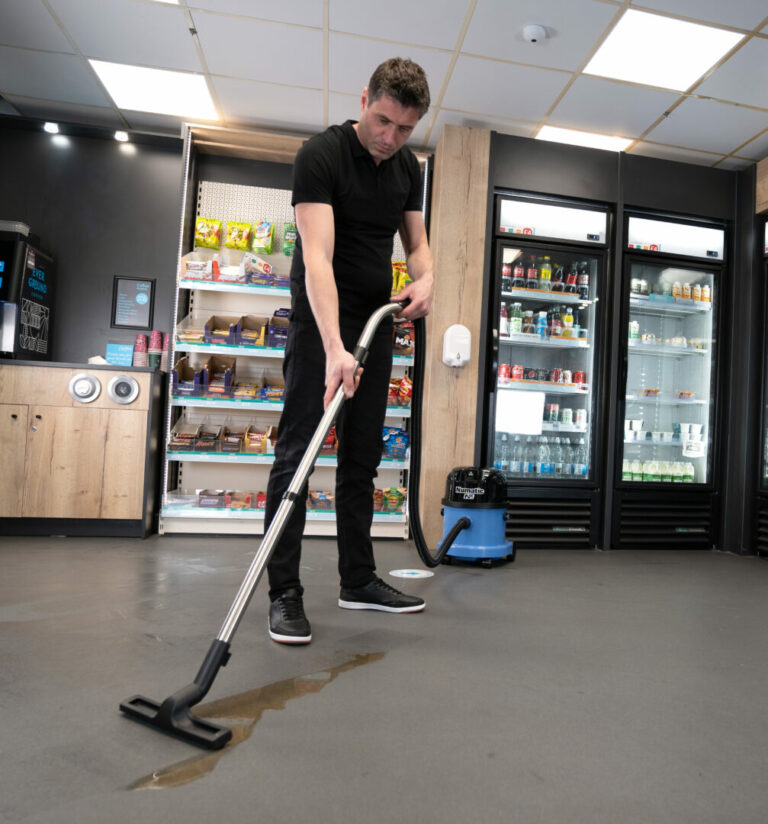 Nacecare WVB370NX Battery Wet & Dry Commercial Canister Vacuum Cleaner