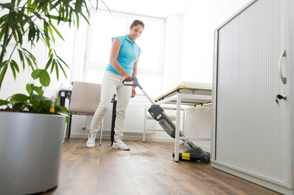 Karcher BR30/1 C BP Commercial Cordless Compact Scrubber – 12″