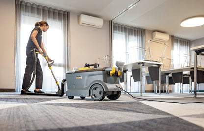 Karcher Puzzi 10/1 Commercial Spray Extractor
