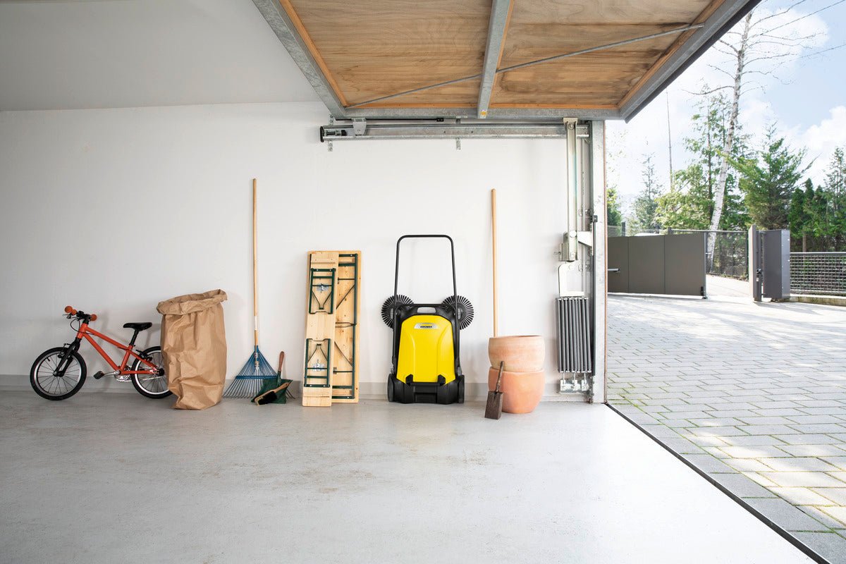 Karcher S4 Twin Commercial Vacuum Push - Sweeper